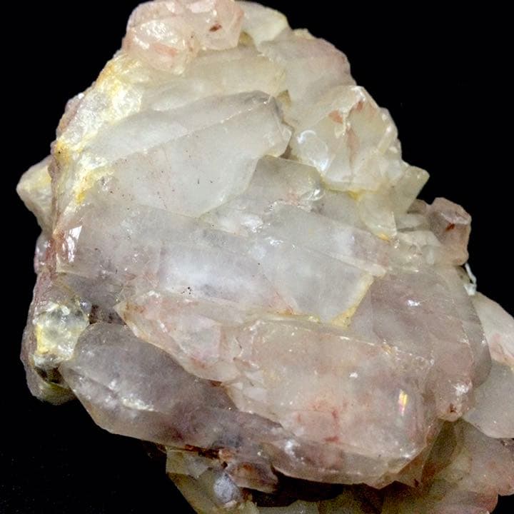 【縁起物・赤富士、長寿・財運】天然石 レッドファントムクォーツ 原石