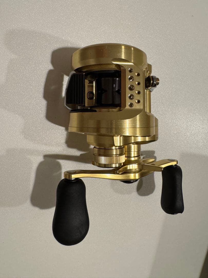 【ぷ】SHIMANO 21 カルカッタコンクエスト100HG