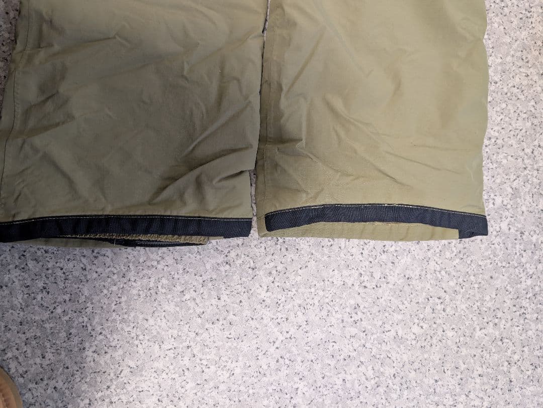 BURTON カーキ スノーボード ビブパンツ