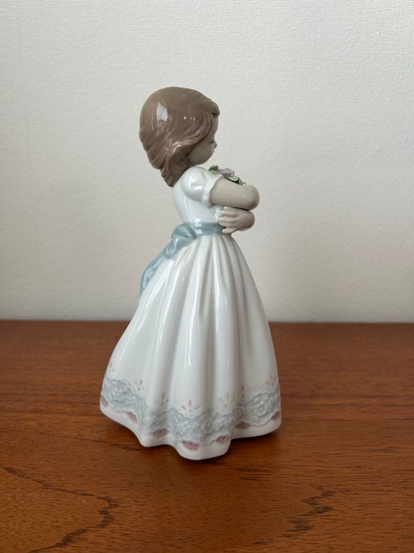 LLADROリヤドロ「さわやかな風」美品・箱無し