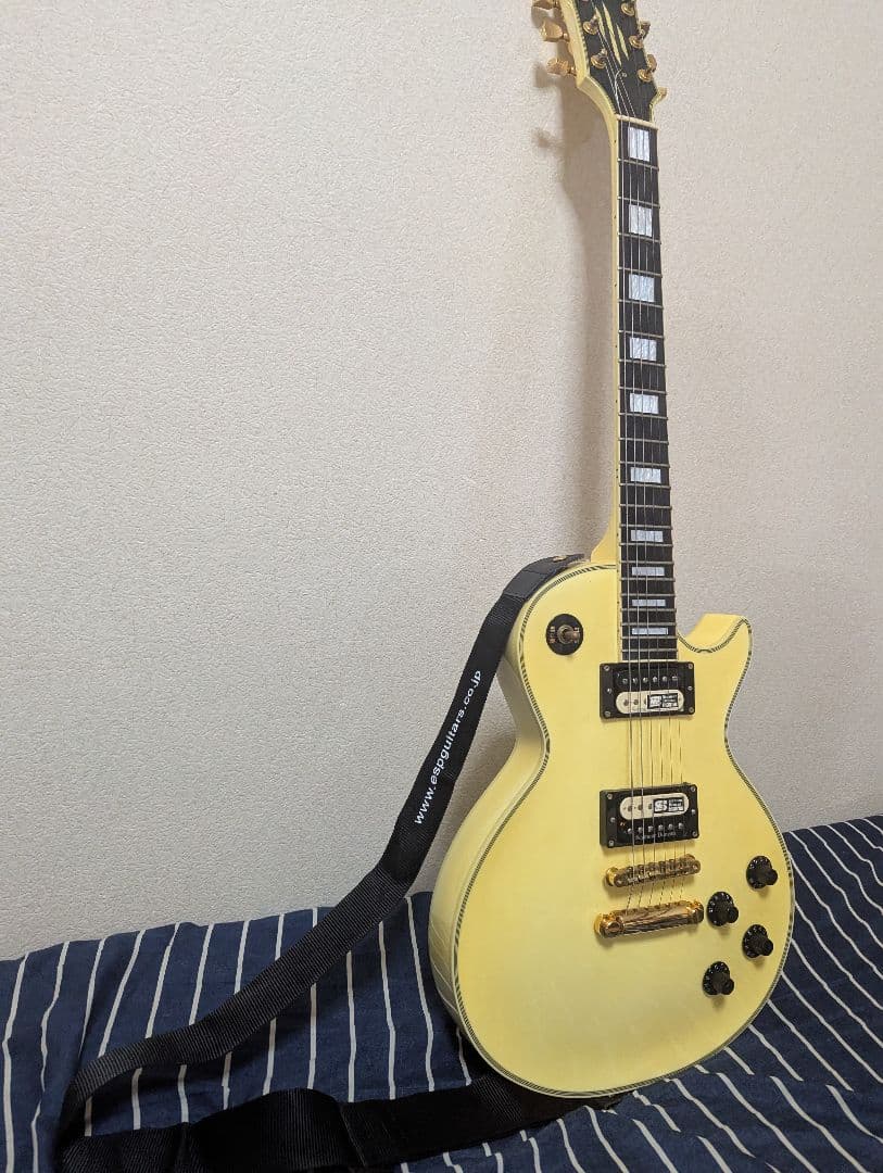 イエロー エドワーズ レスポールスタイル エレキギター ギターケース付き