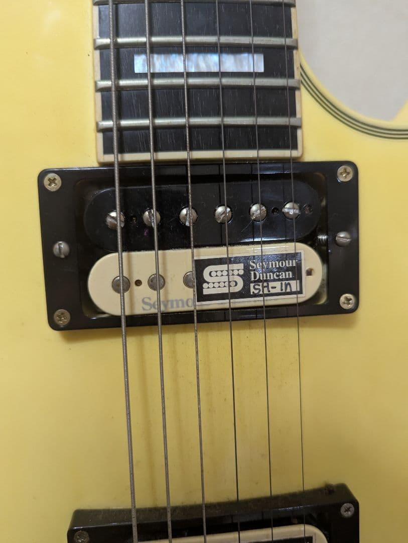 イエロー エドワーズ レスポールスタイル エレキギター ギターケース付き