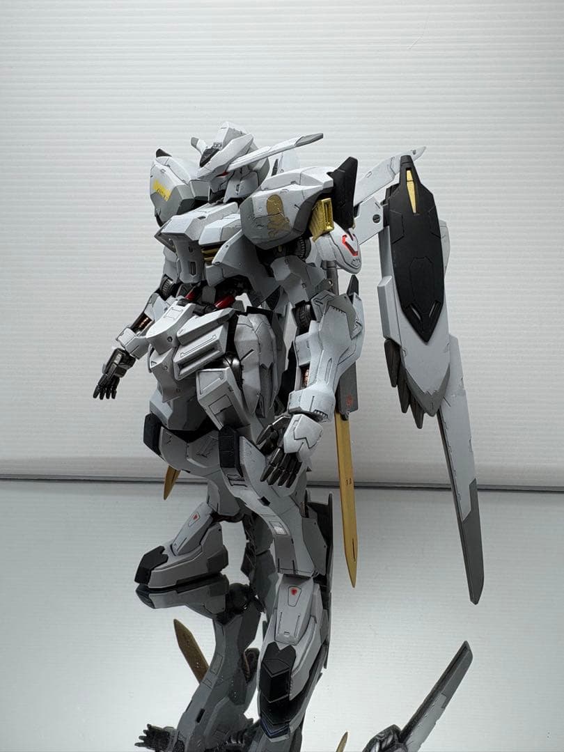 1/100フルメカニクス　ガンダムバエル　塗装完成品❣️