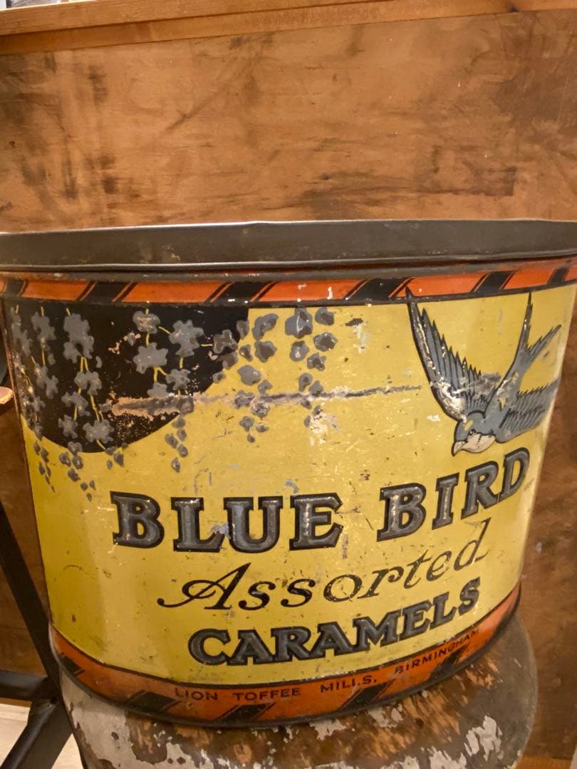 イギリス　英国　アンティーク　ブリキ缶　トフィー缶　希少　レア　レトロ缶