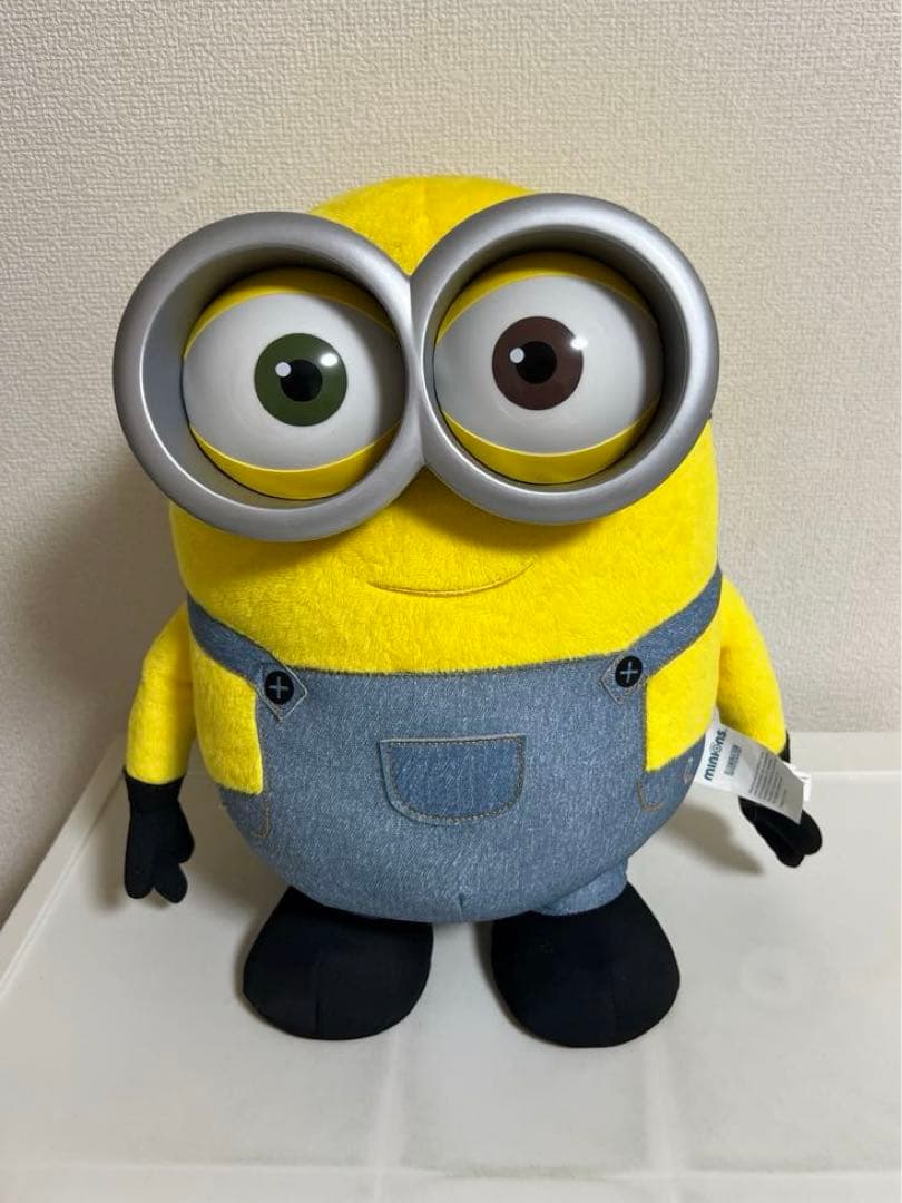 ミニオンズぬいぐるみ（喋る、目が光ります）