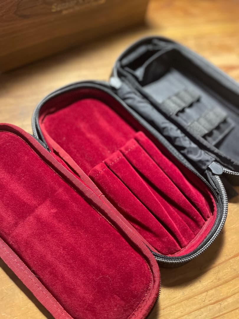 しーさー✖︎ノーマディックシークレットエグゼクティブペンケース