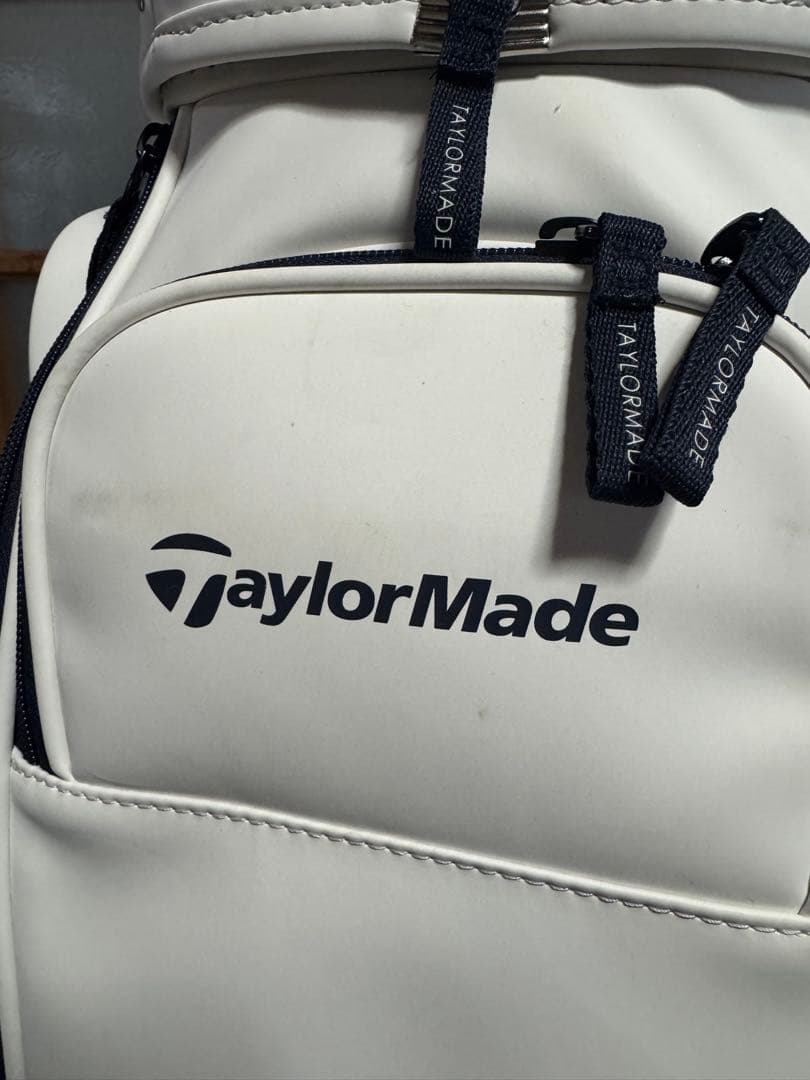 テーラーメイド　キャディバッグ