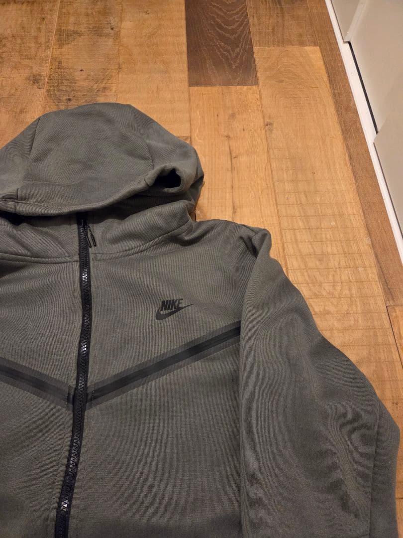 【美品】NIKE ナイキ テックフリース上下セット カーキ オリーブ XL