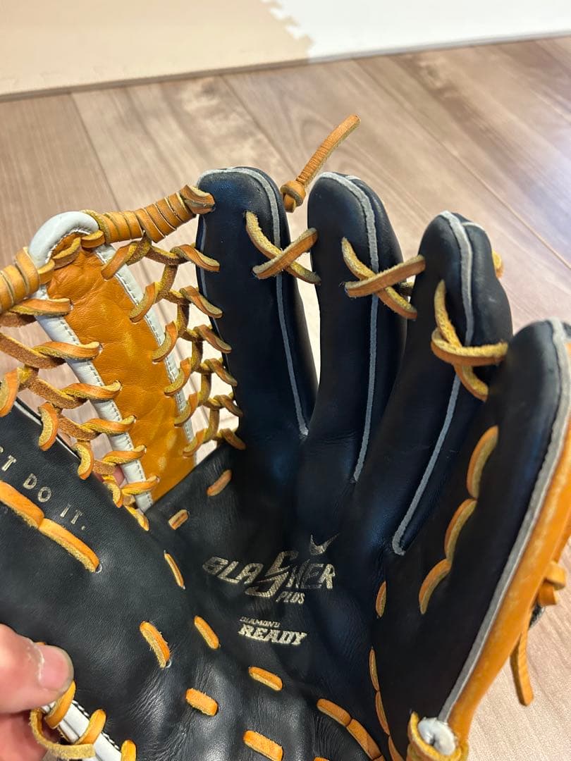 ナイキ　ダイヤモンドレディ　外野手グローブ
