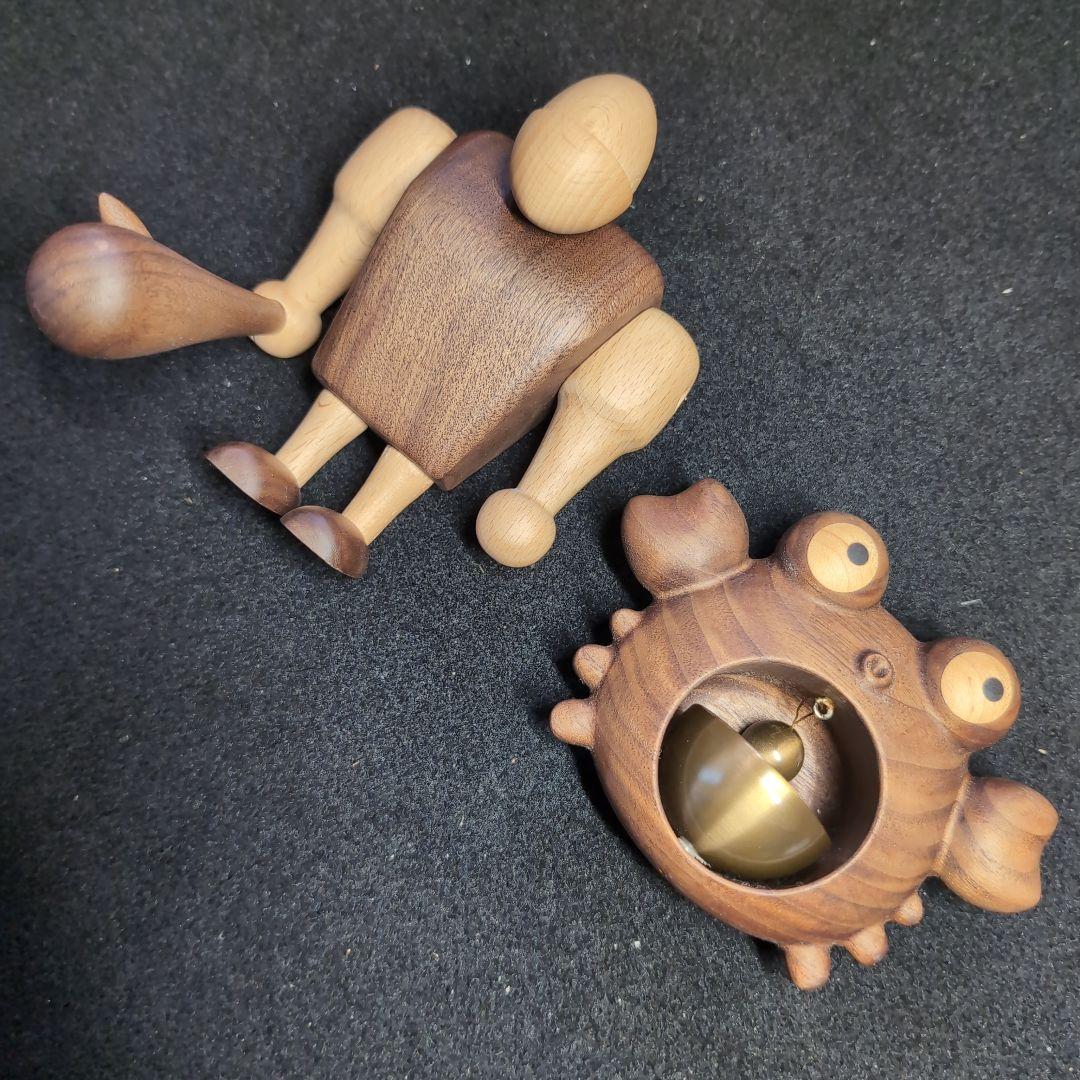 【WOODPEPE】ドアベル カニ　木製　人形　原始人Primitive 低め