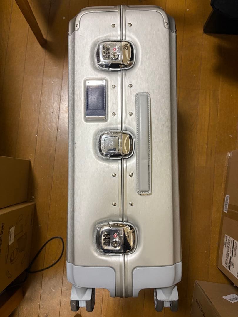 ち*ん様 ゼロハリバートン アルミニウム PURSUIT 57L 預け入れ手荷物