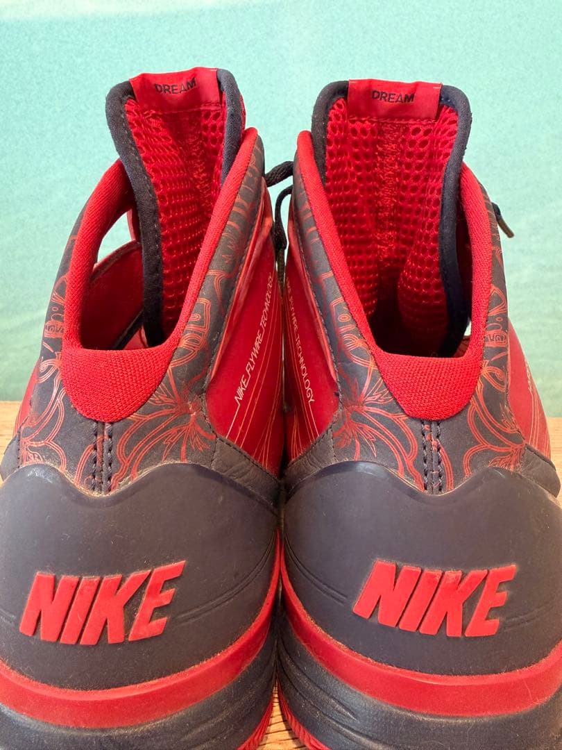 ナイキ ハイパーライズ マウイ・インビテーショナル