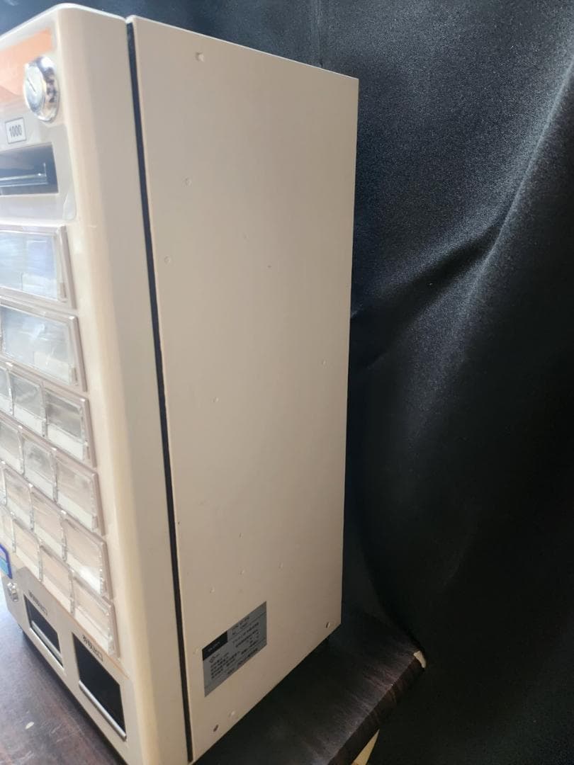 グローリー　卓上券売機　VT‐S10　新紙幣・新500円硬貨対応　券売機