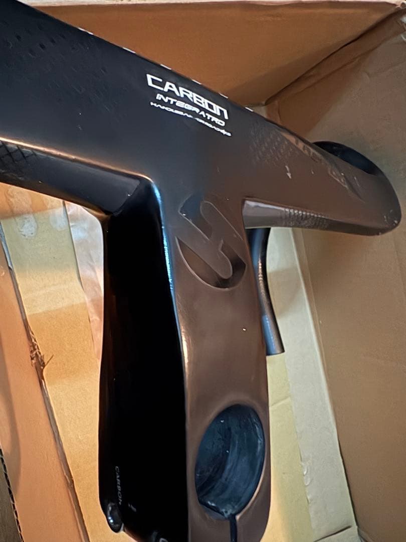 一体型カーボンエアロハンドル 400×100