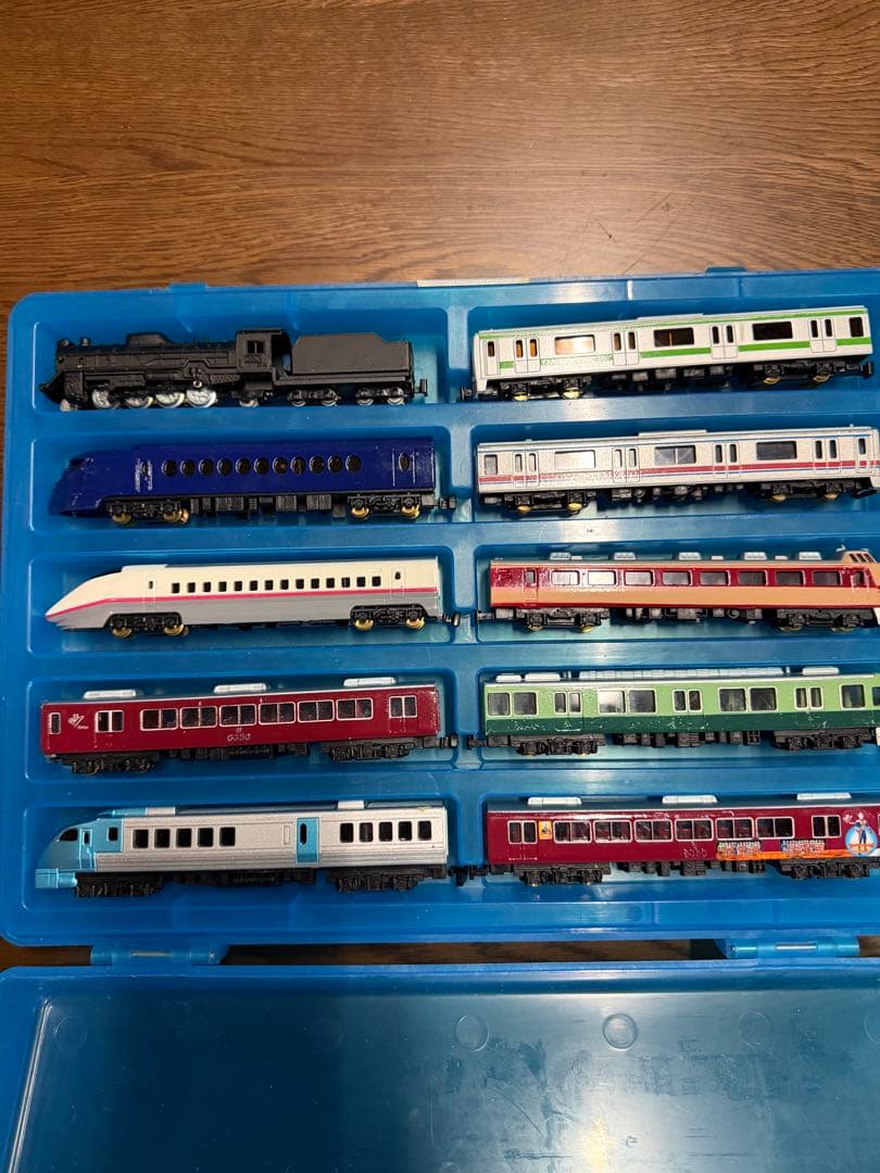 トレーン　Nゲージ鉄道模型セット 収納ケース付き