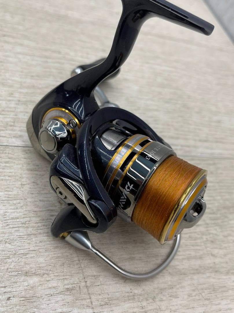 美品 ダイワ セルテート 1003 スピニングリール フィッシング　②