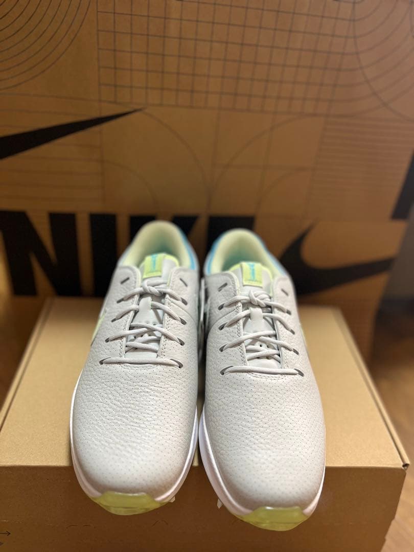 新品 ナイキ エア ズーム ビクトリー ツアー 3 24cm ゴルフシューズ