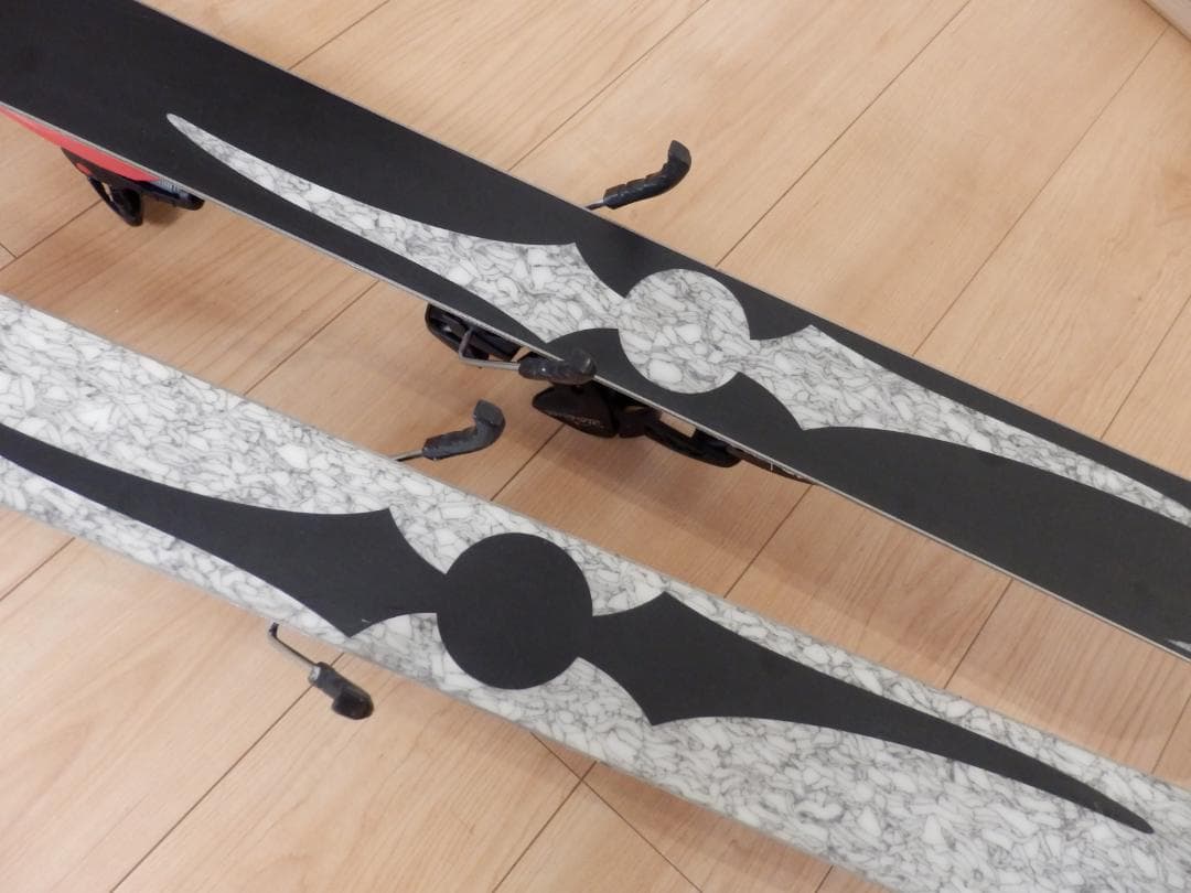 【値下げ】Atomic バックカントリースキー板SNOOP DADDY 185