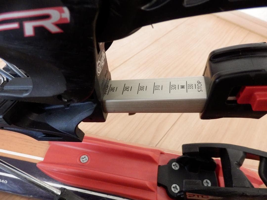 【値下げ】Atomic バックカントリースキー板SNOOP DADDY 185