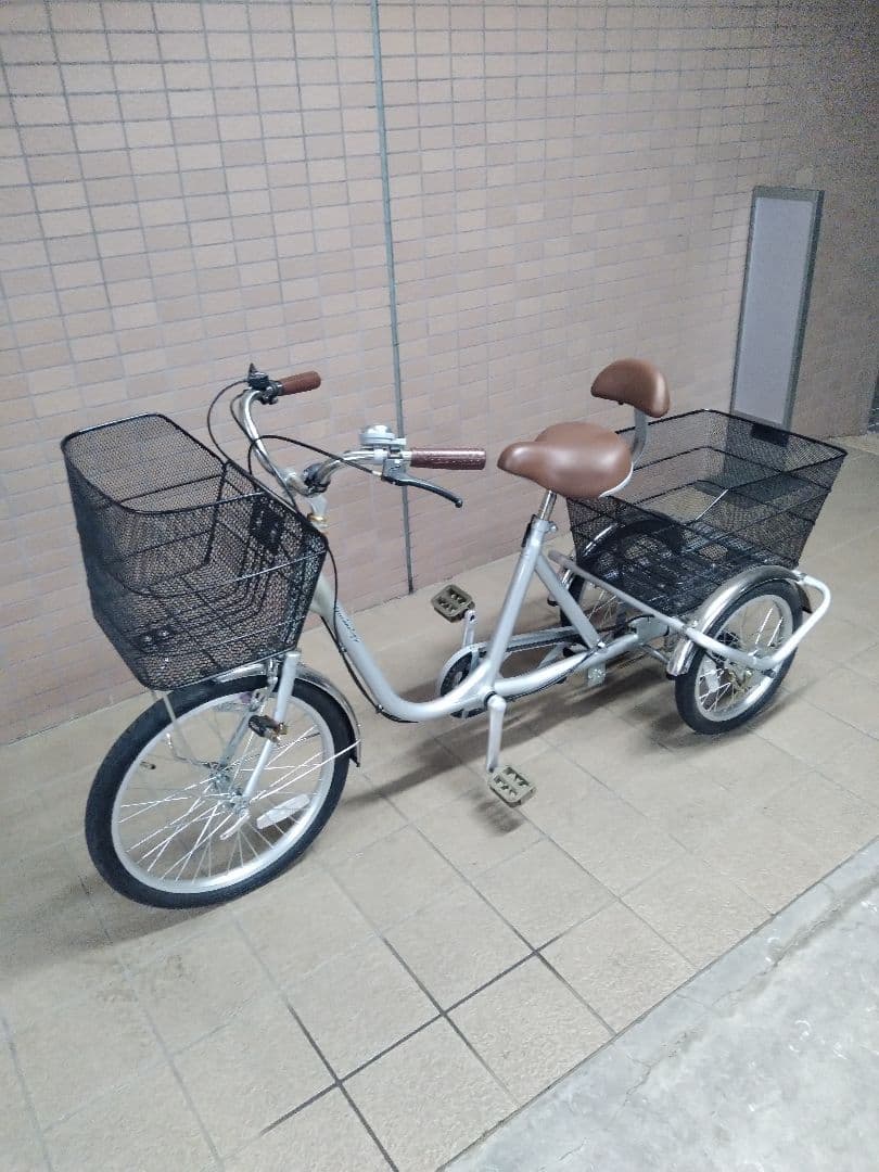 送料無料相談可！21Technology製！大人用三輪車！三輪自転車！美品！