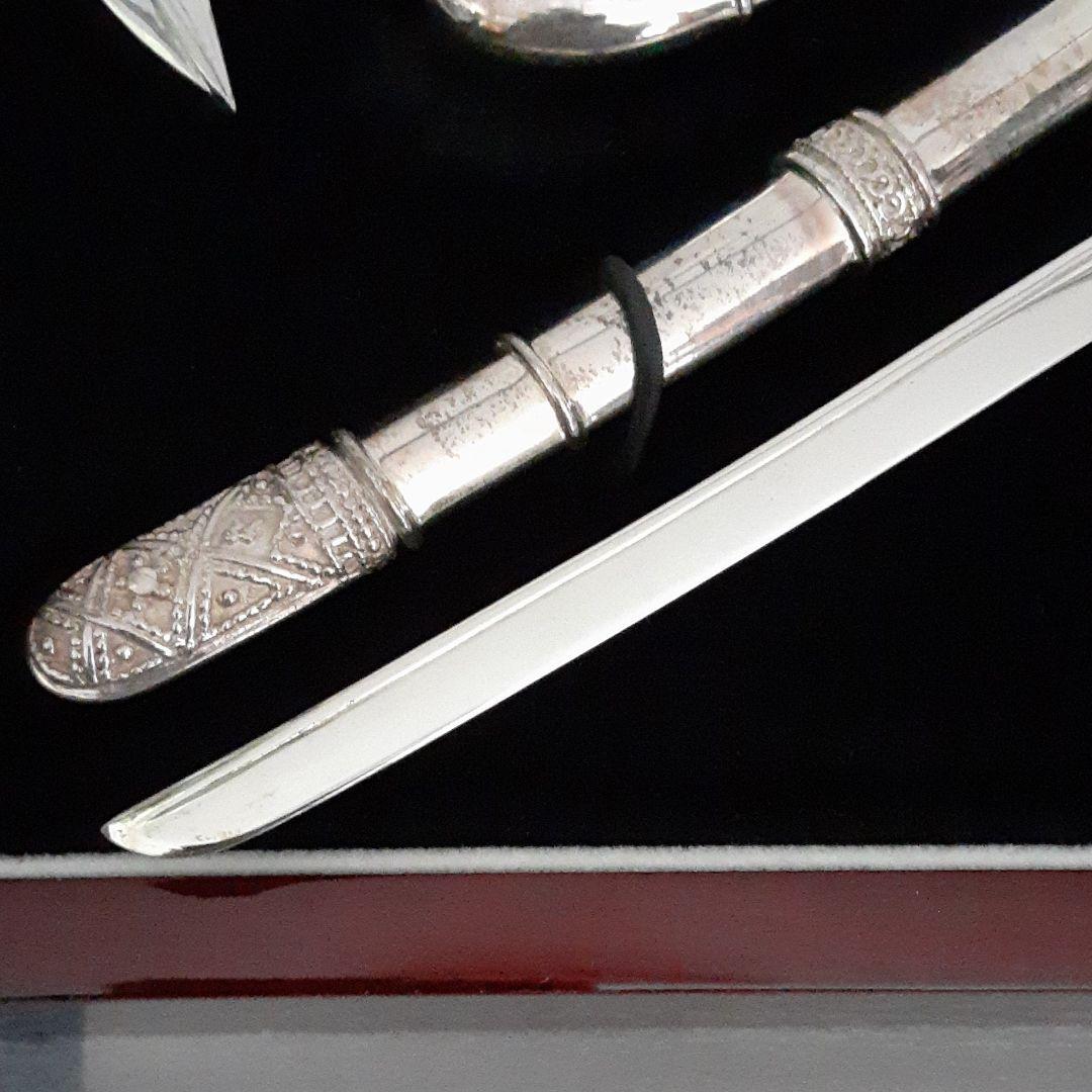 古いオマーン現地製サルタン刀剣/ミニチュア925銀製武具/木箱入中近東民芸細工