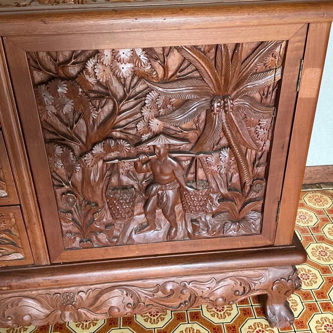 アジアンスタイル 木製家具 手彫り装飾　バリ島　伝統工芸　職人手彫り　チェスト