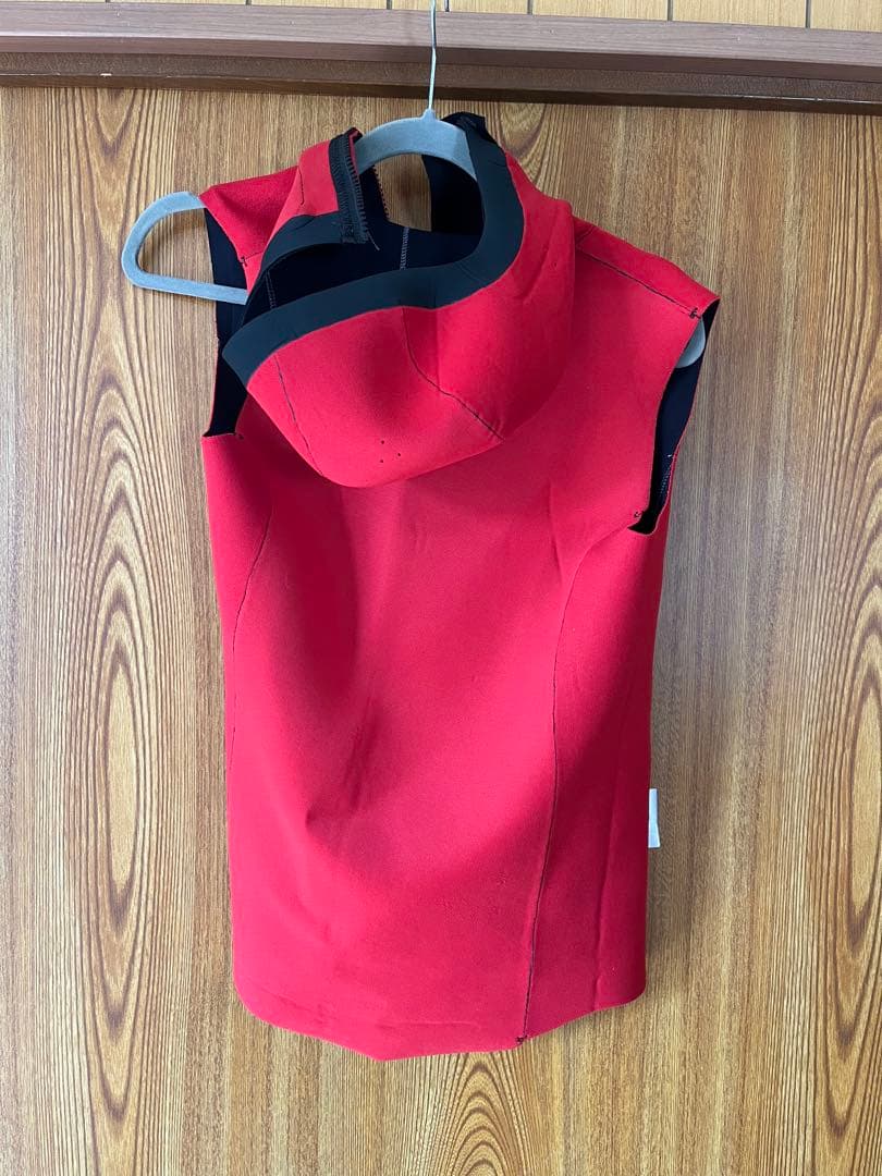 【美品】GULLガル 2mm×3mmFIRフードベスト メンズ