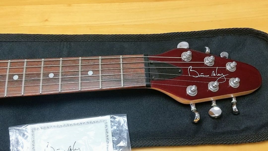 クイーン/ブライアン・メイ ミニ・メイ エレキギター