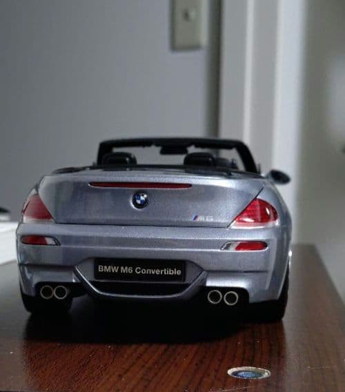  M6 Convertible 1/18 スケールモデル