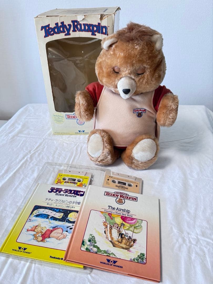 N*k様 テディラクスピン 本体、絵本２冊、カセットテープ２枚 昭和レ
