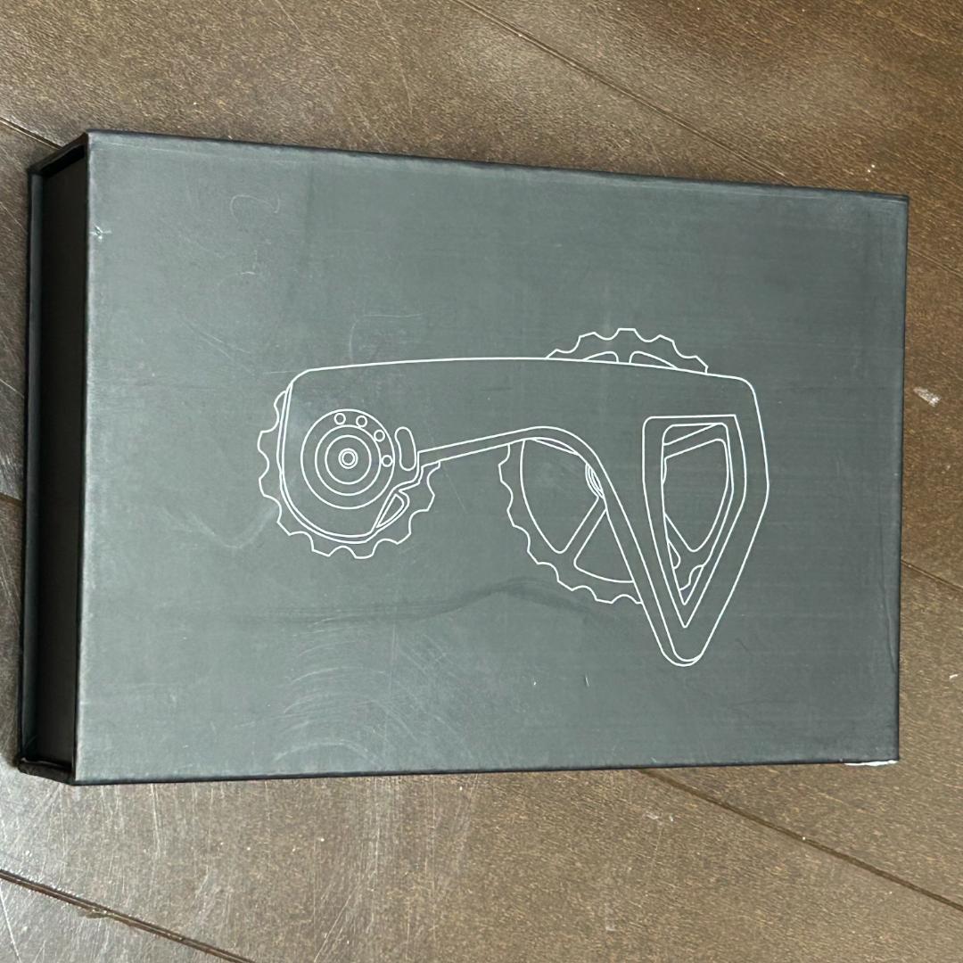 728 カーボンファイバービッグプーリーケージ、自転車用リアディレイラー、軽量