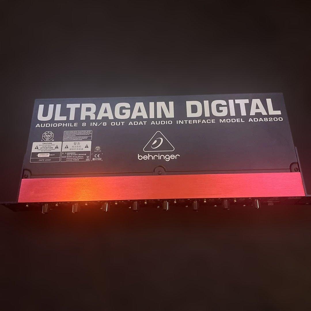 Behringer ADA8200 オーディオインターフェイス