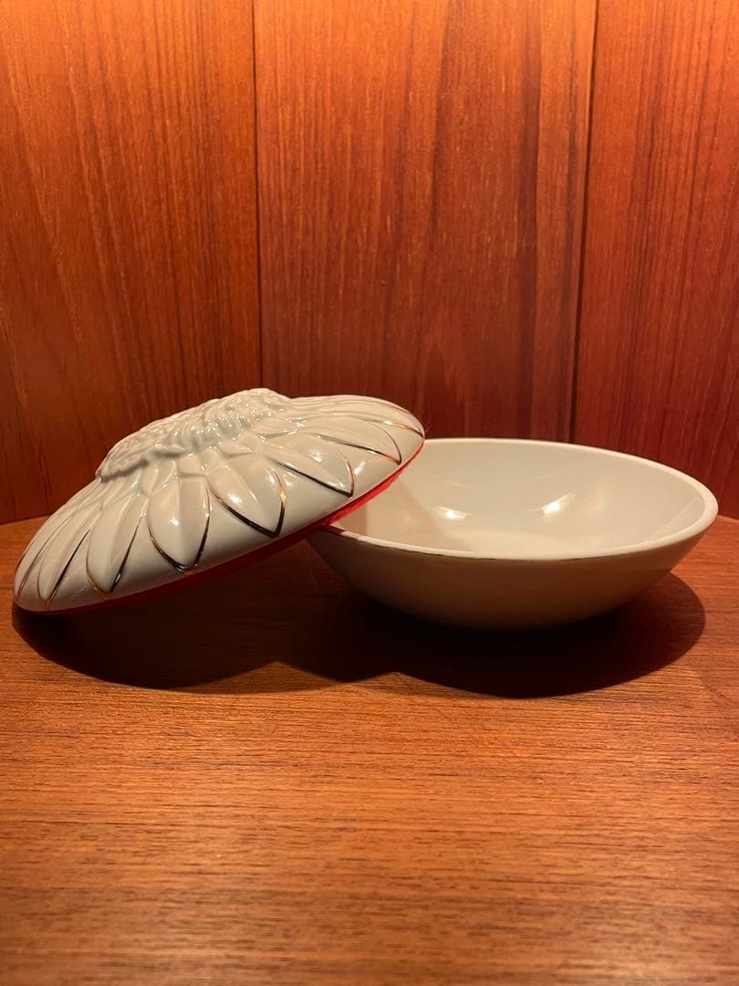 エリザベス・アーデン　ビカリア化石　アクセサリーケース　銀製品　工芸品