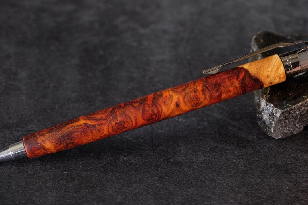 PG5木軸カスタム0215　高村杢工房 製図用シャープペンシル　極上花梨瘤紅白