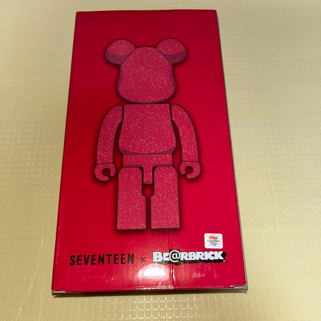 SEVENTEEN BE@RBRICK 400% 　ベアブリック　ウジ　トレカ