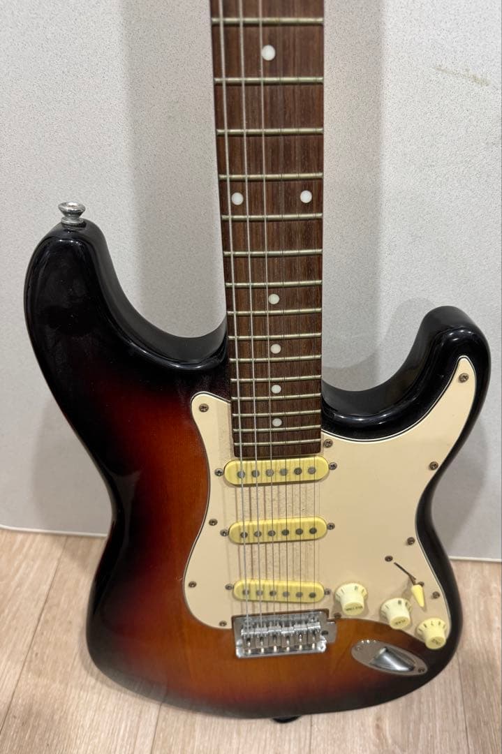 エレキベースギターG.I.G. ザスタンダード ジャズアッシュ ウッドグレイン