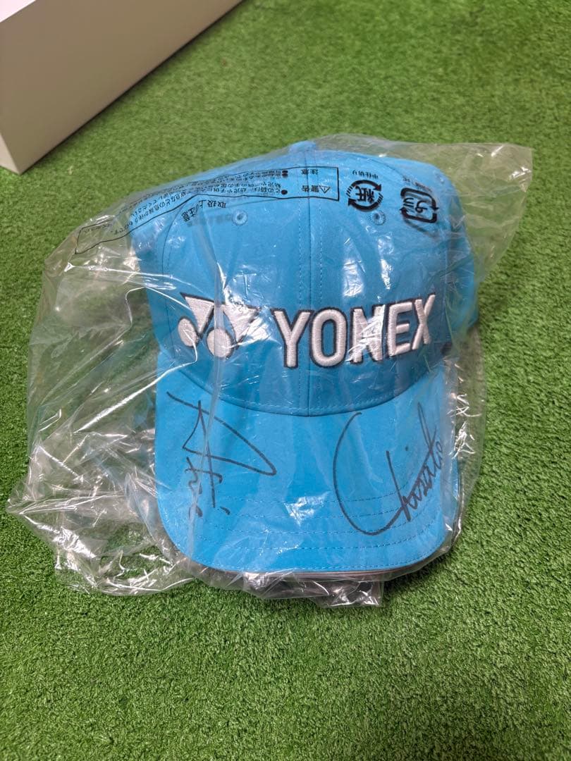 YONEX サイン入りキャップ 水色