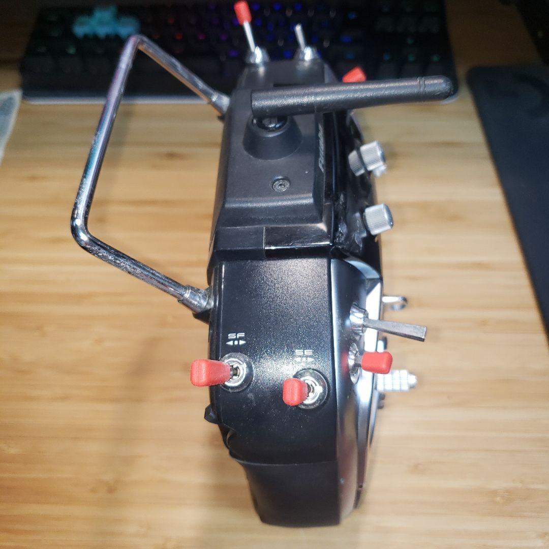 Futaba T14SG 14チャンネル送信機