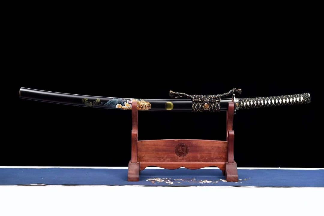 猛虎追月 武具　刀装具　日本刀　模造刀 居合刀