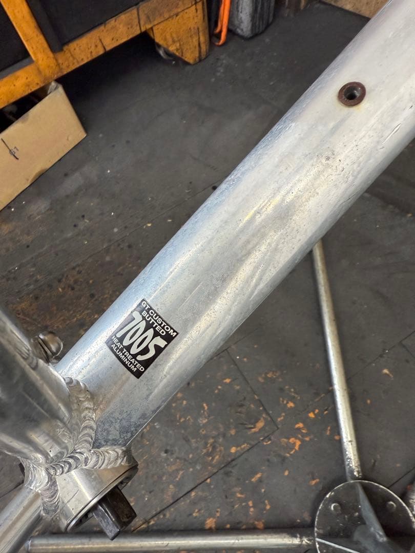 中古 マウンテンバイク　26インチ用　アルミフレーム GT allterra