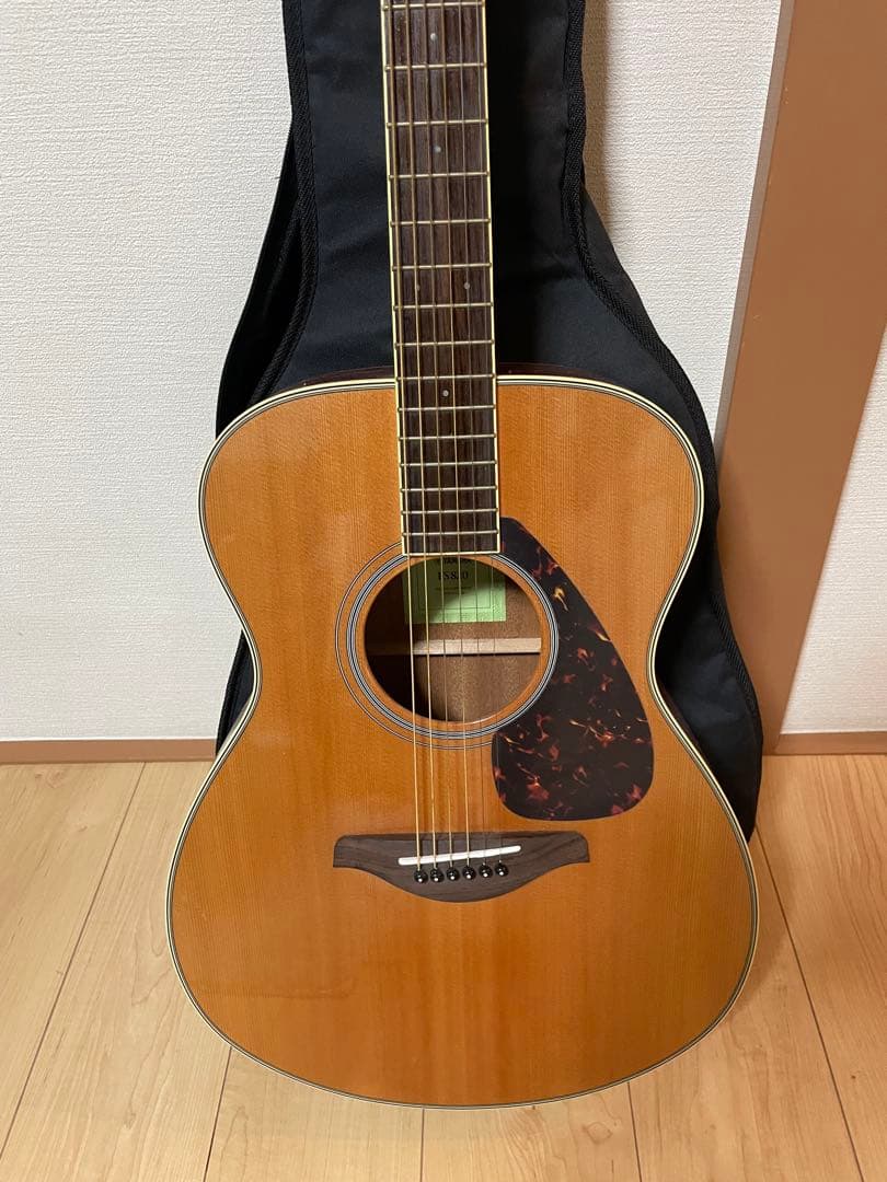 YAMAHA FS820アコースティックギター