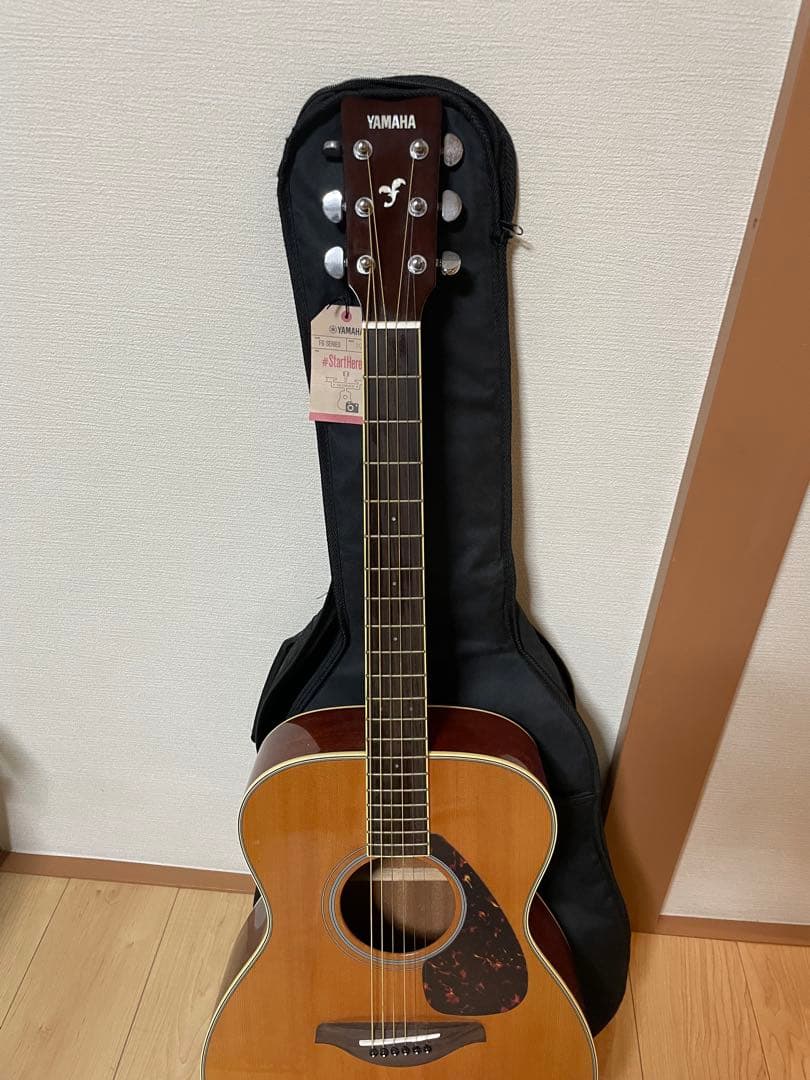 YAMAHA FS820アコースティックギター