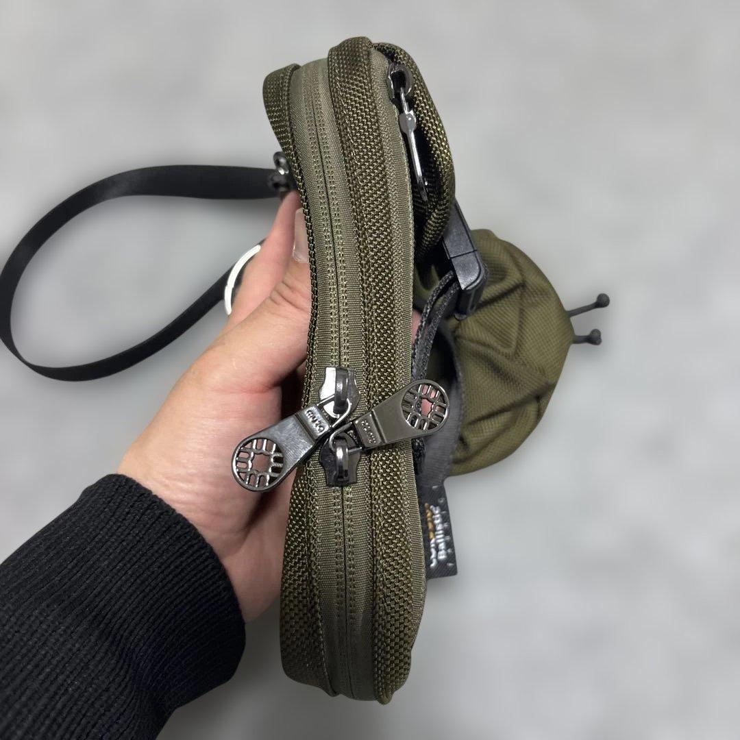 ムータ　ムータマリ　ショルダーバッグ　マルチポーチ　極美品　カーキ