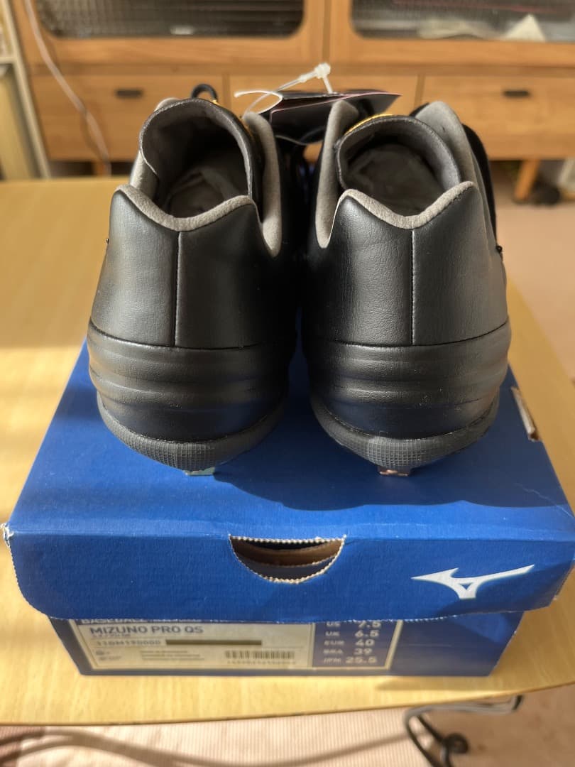 ミズノプロ　スパイク　黒　25.5