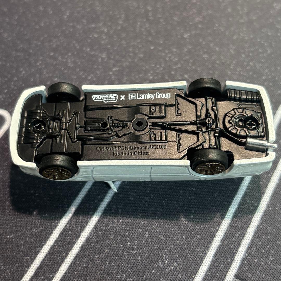 箱付き ターマックワークス1/64 チェイサー VERTEX ホワイトメタリック