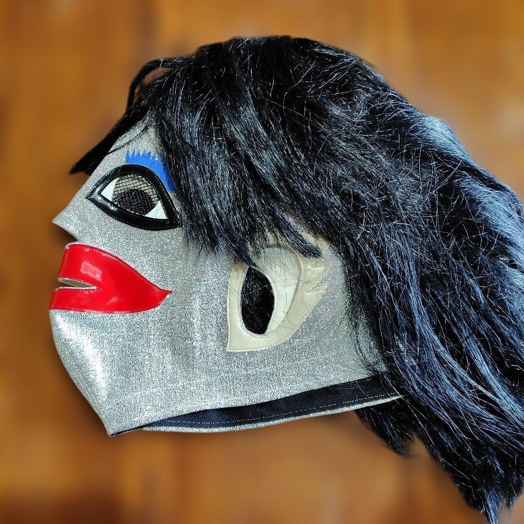 マスク　シルバー 　 黒髪付き