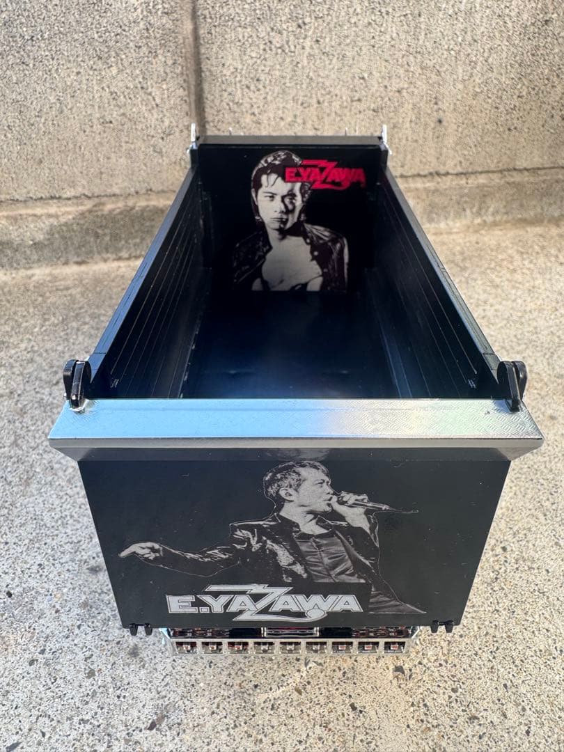 信*郎様 値下げ　アオシマ 1/32 深箱ダンプ改17プロフィア　YAZAWA仕