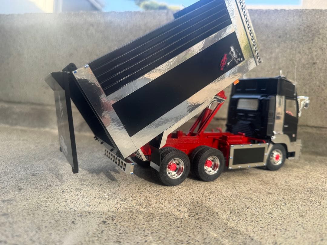 信*郎様 値下げ　アオシマ 1/32 深箱ダンプ改17プロフィア　YAZAWA仕