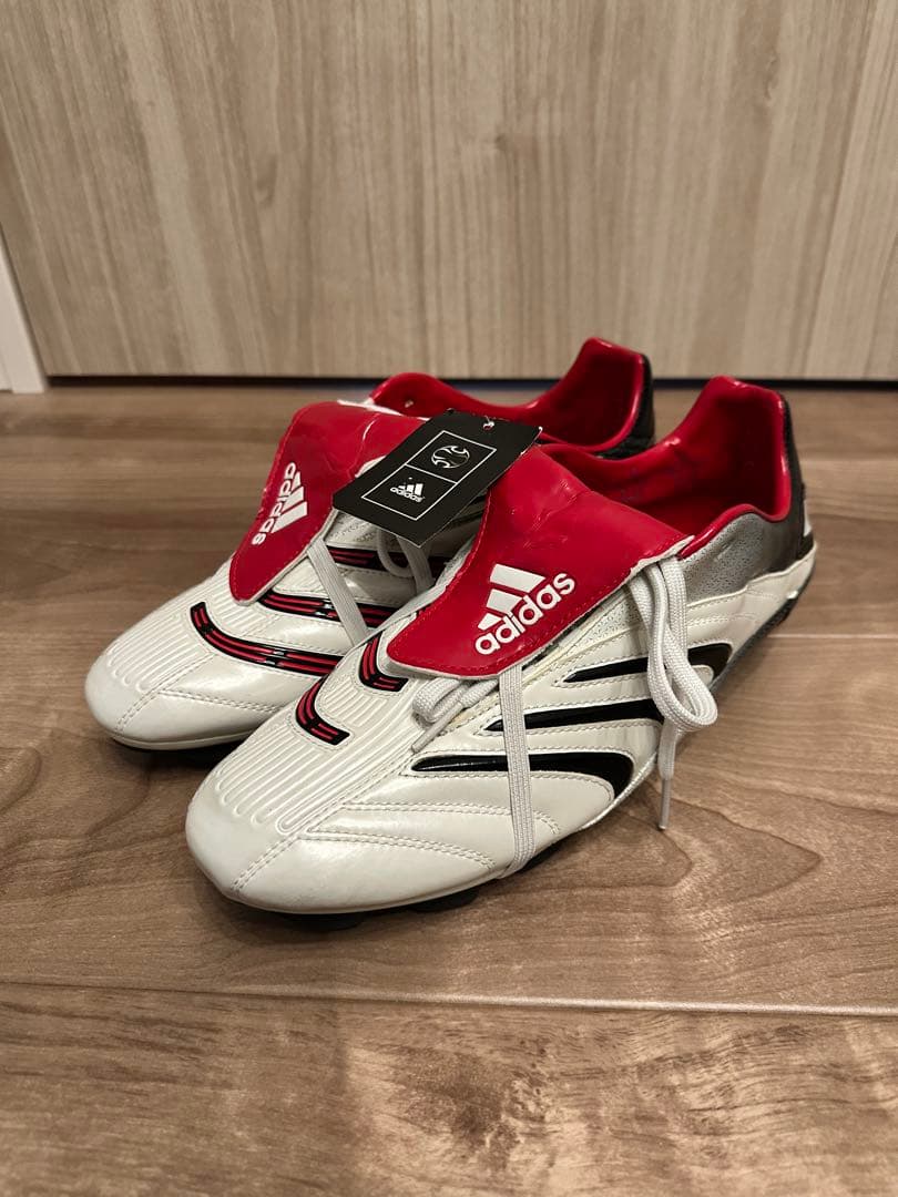 新品タグ付き　 希少カラー adidas プレデター アブソラド HG JP