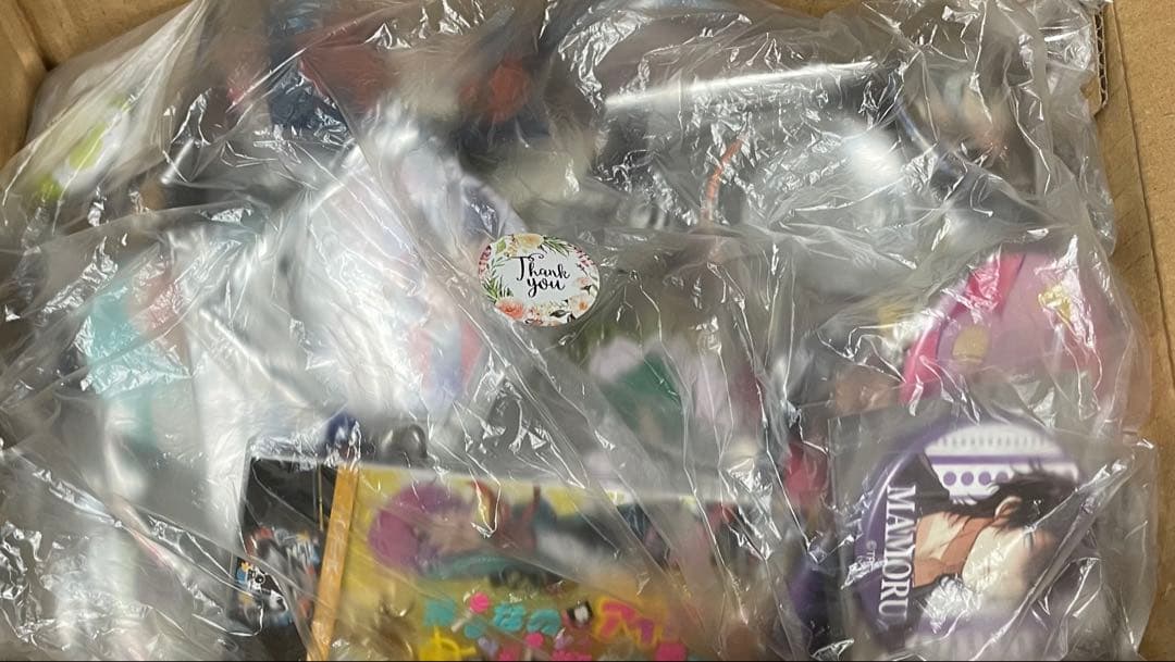 ⑧アニメグッズ 大量 まとめ売り 60点 缶バッジ アクキー